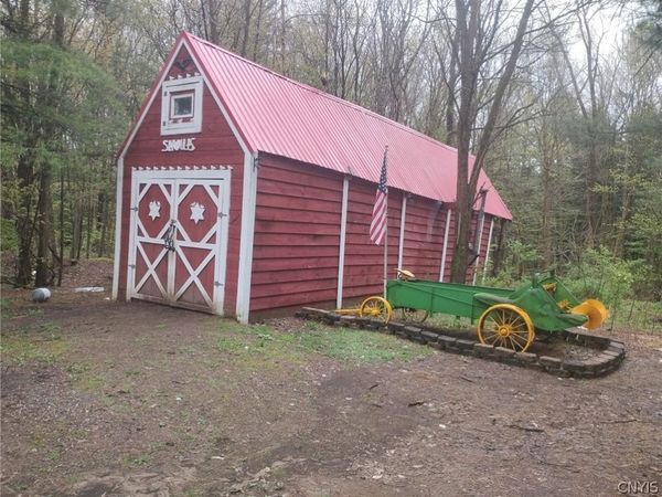 9482 Oswego Road , Lysander, NY 13027