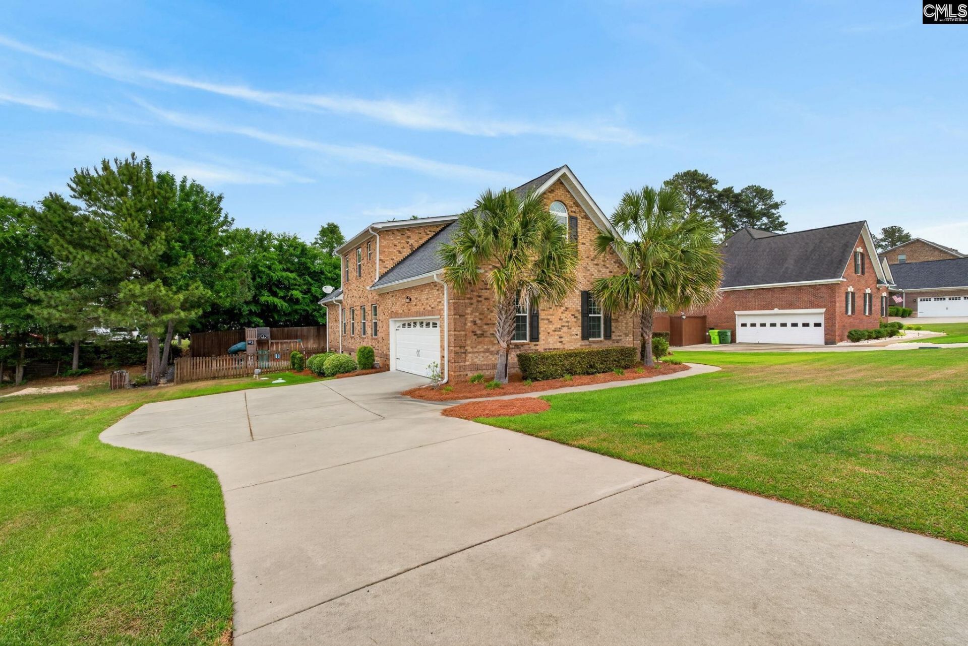 112 Watershire Drive  Photo 5