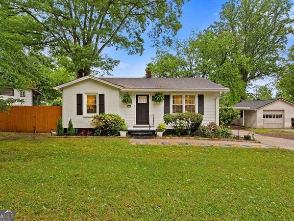 1045 Dell Avenue SE, Smyrna, GA 30080