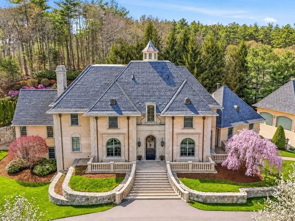 9 Wescott Drive, Hopkinton, MA 01748
