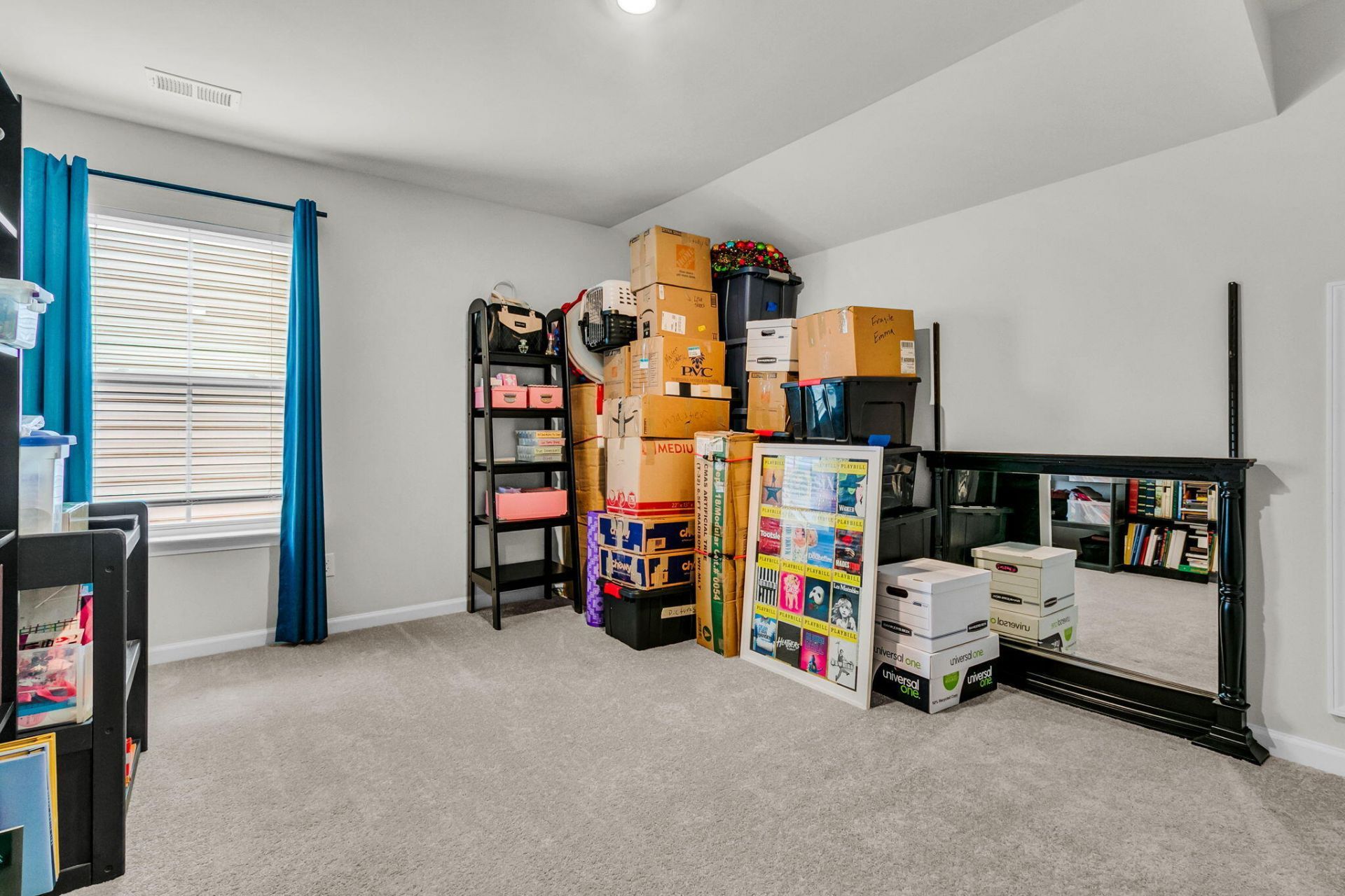 115 Tuscan Sun Street Photo 32