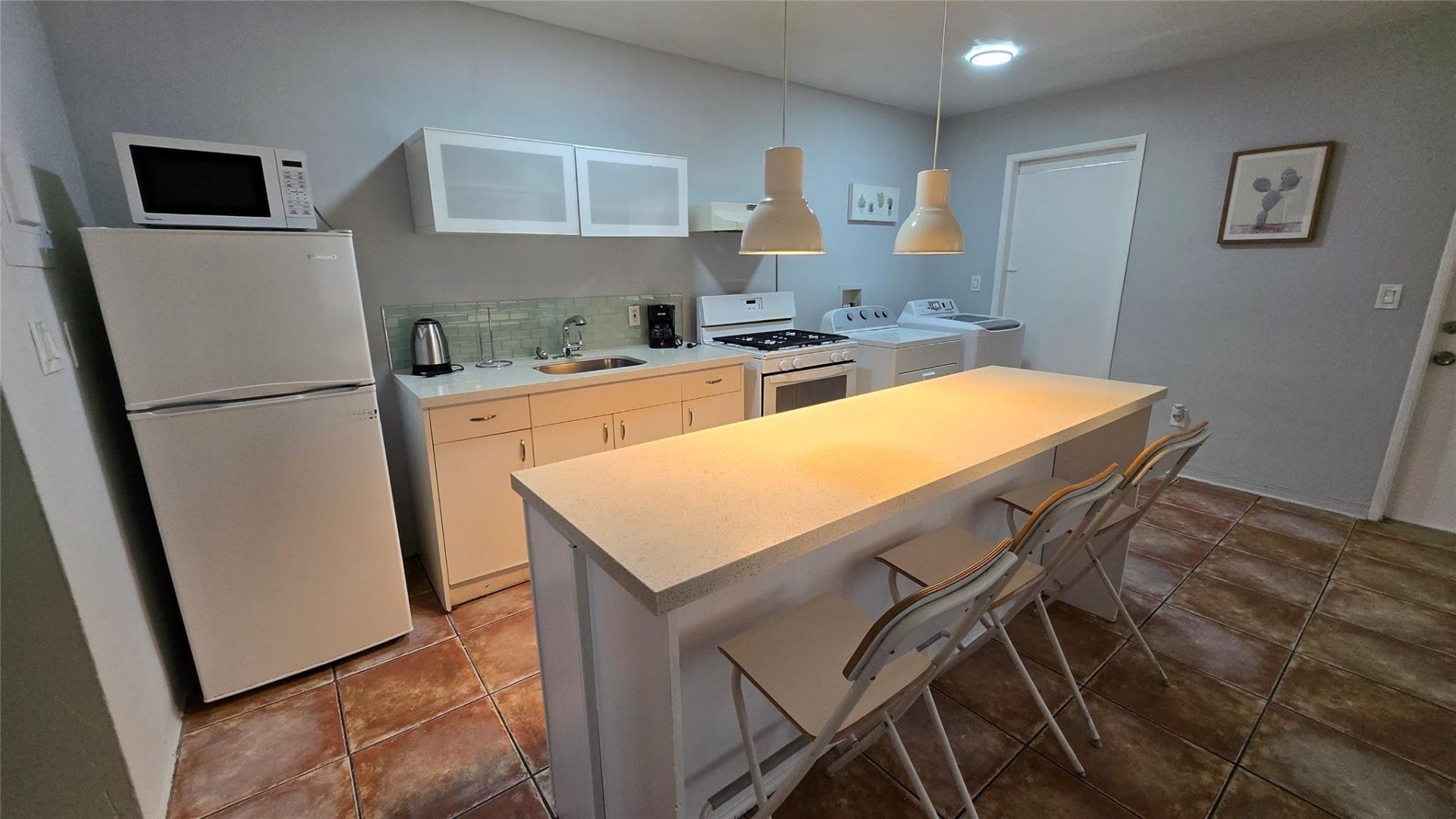 7725 Harding Avenue, Unit 2, Miami Beach, FL 33141 Photo