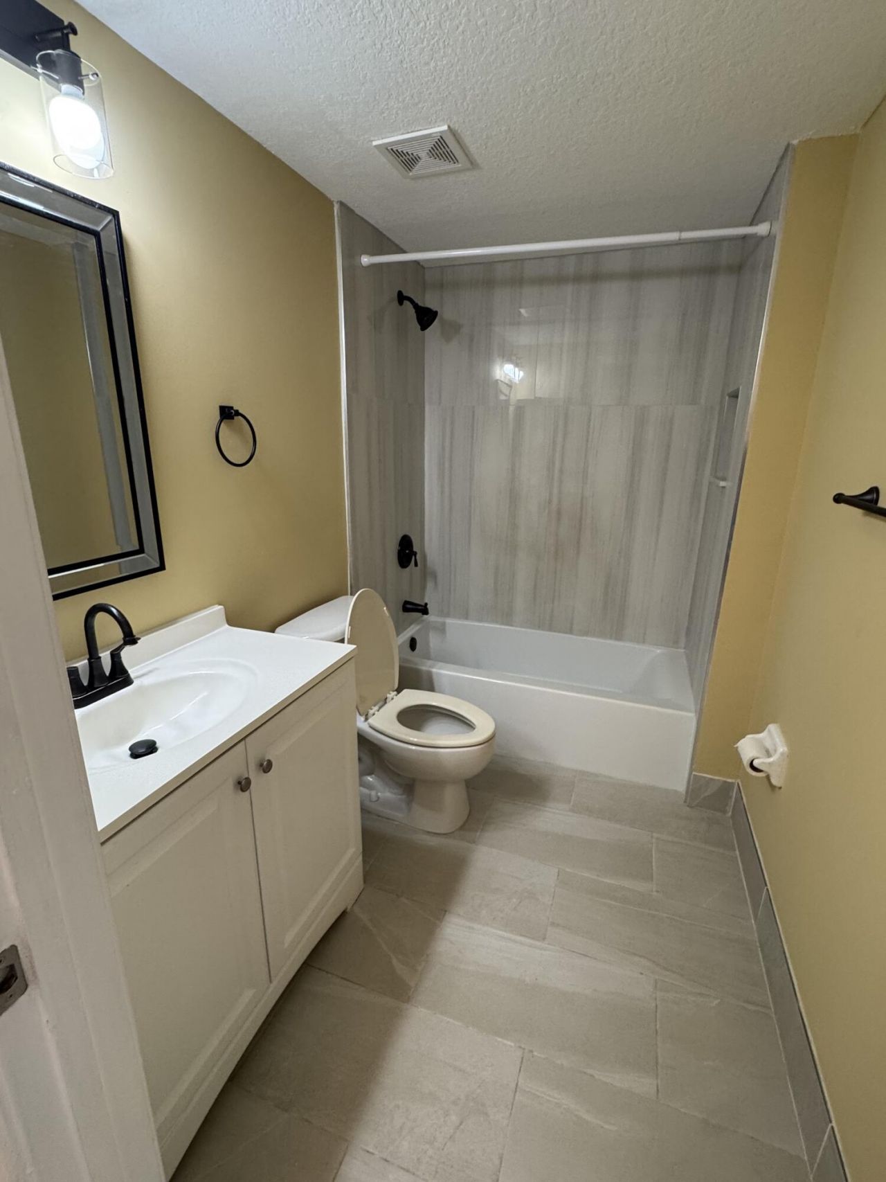 1133 Golden Lakes Boulevard, Unit 812, West Palm Beach, FL 33411 Photo