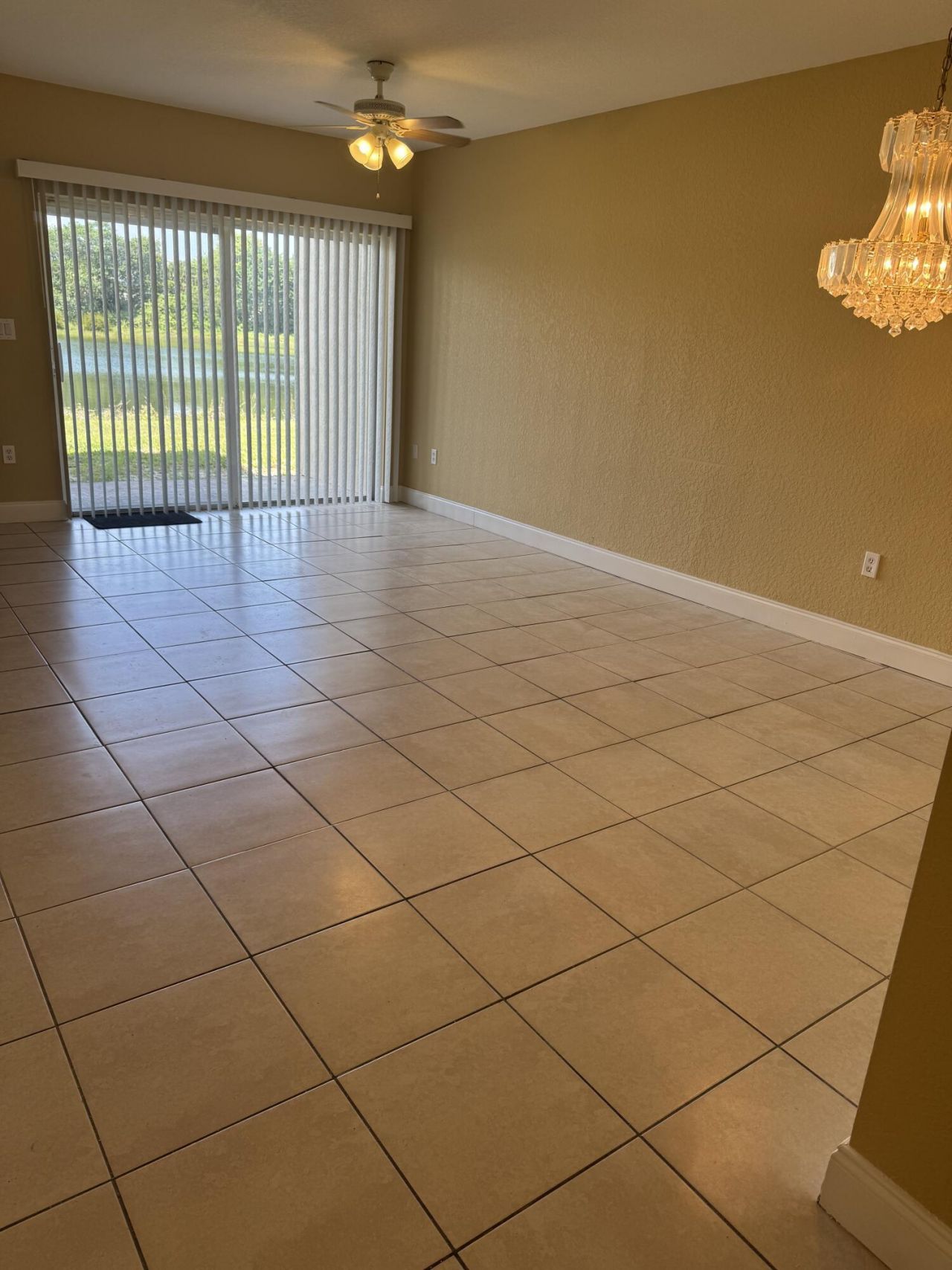 1133 Golden Lakes Boulevard, Unit 812, West Palm Beach, FL 33411 Photo
