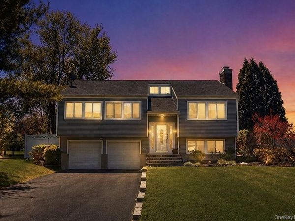 14 Creamery Drive, New Windsor, NY 12553