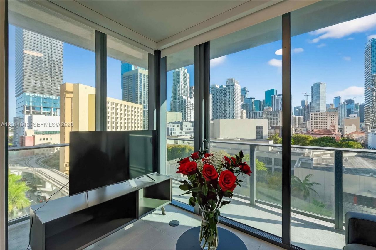 121 NE 5 St , Unit 901A, Miami, FL 33132 Photo