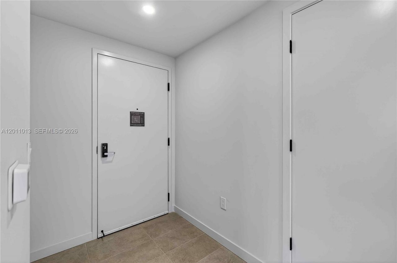 121 NE 5 St , Unit 901A, Miami, FL 33132 Photo