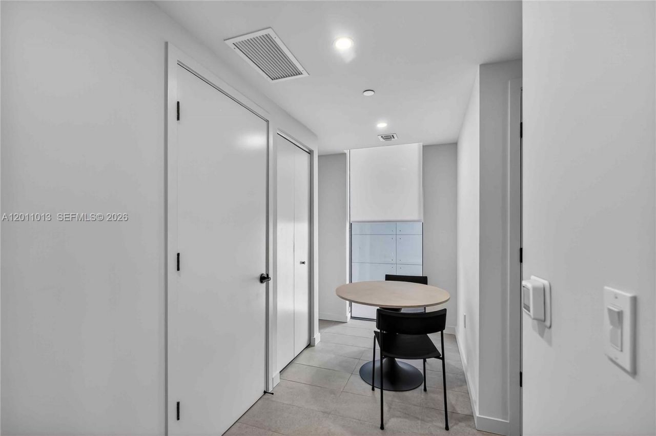 121 NE 5 St , Unit 901A, Miami, FL 33132 Photo