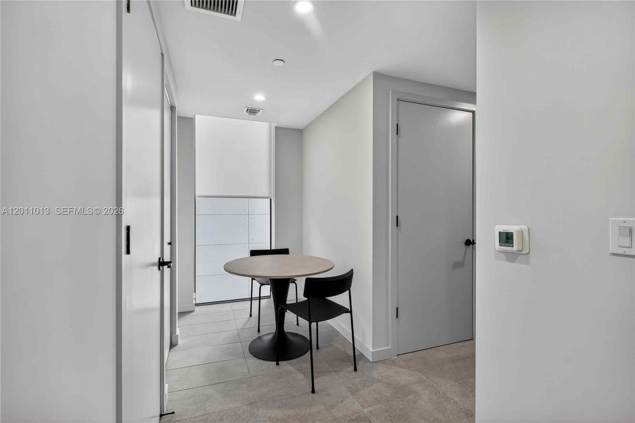 121 NE 5 St , Unit 901A, Miami, FL 33132 Photo