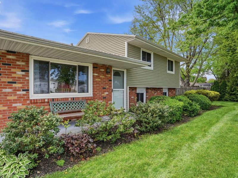 902 W Cleveland Road, Huron, OH 44839 Photo 2