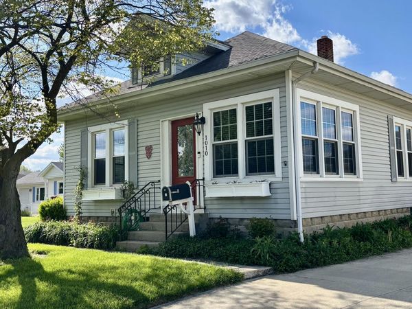1010 W Auglaize Street, Wapakoneta, OH 45895