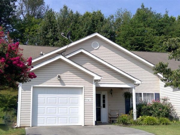 945 Ashley Michelle Court, Farragut, TN 37934
