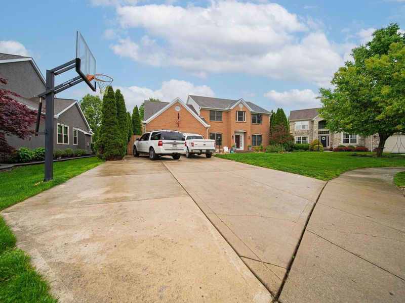 1135 Tidewater Court, Westerville, OH 43082 Photo 3