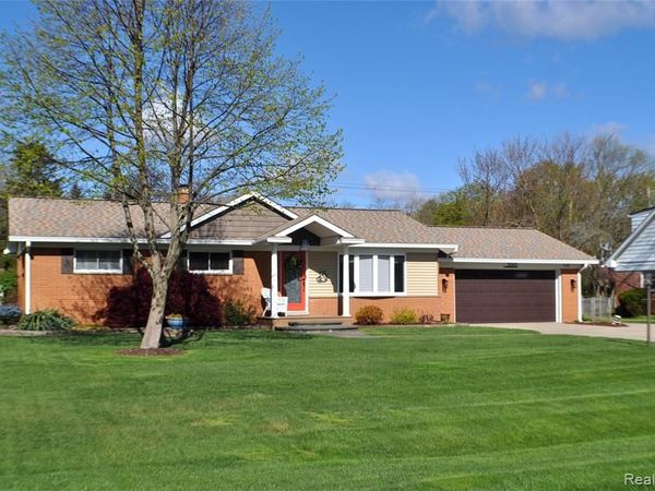 3593 Meadowleigh Lane, Waterford Twp, MI 48329