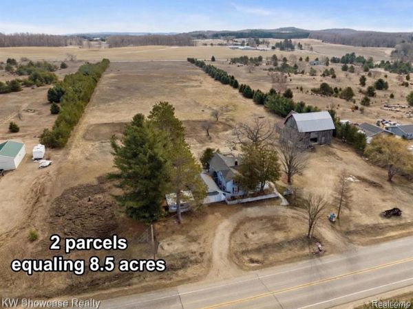 8198 Horton Bay Road, Bay Twp, MI 49770