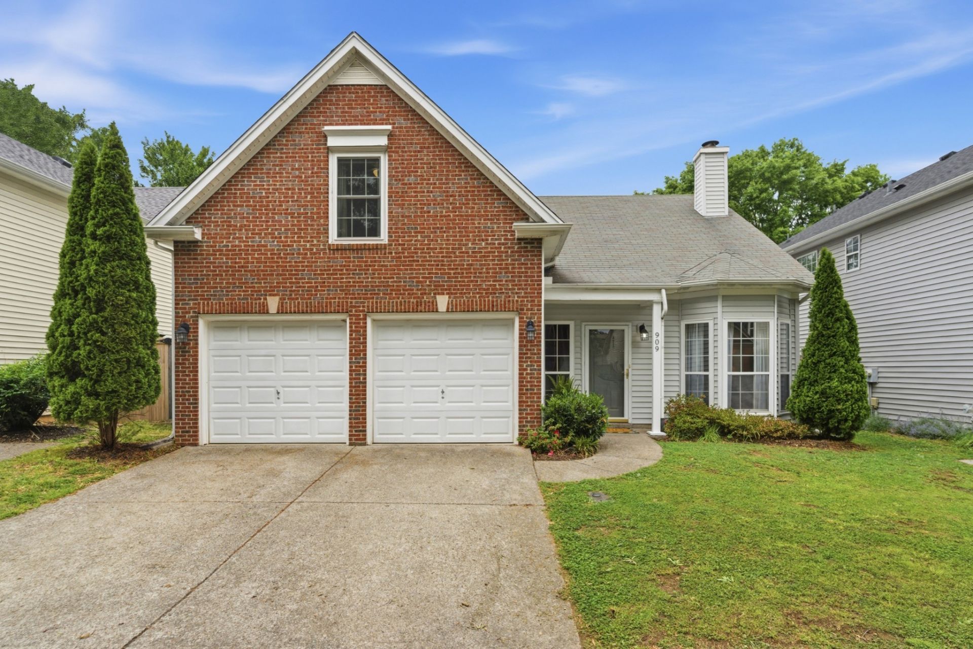 909 Idlewild Ct, Franklin, TN 37069 Main Photo