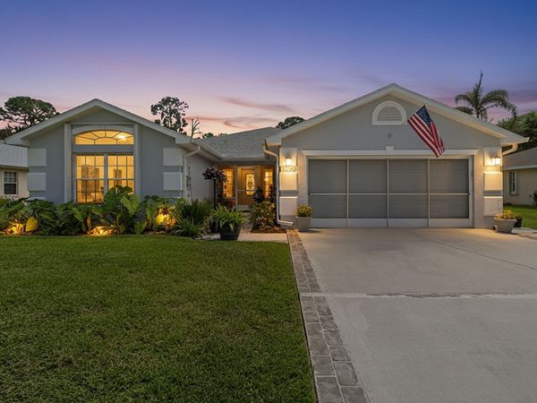 6727 Dickinson Terrace, Port St. Lucie, FL 34952