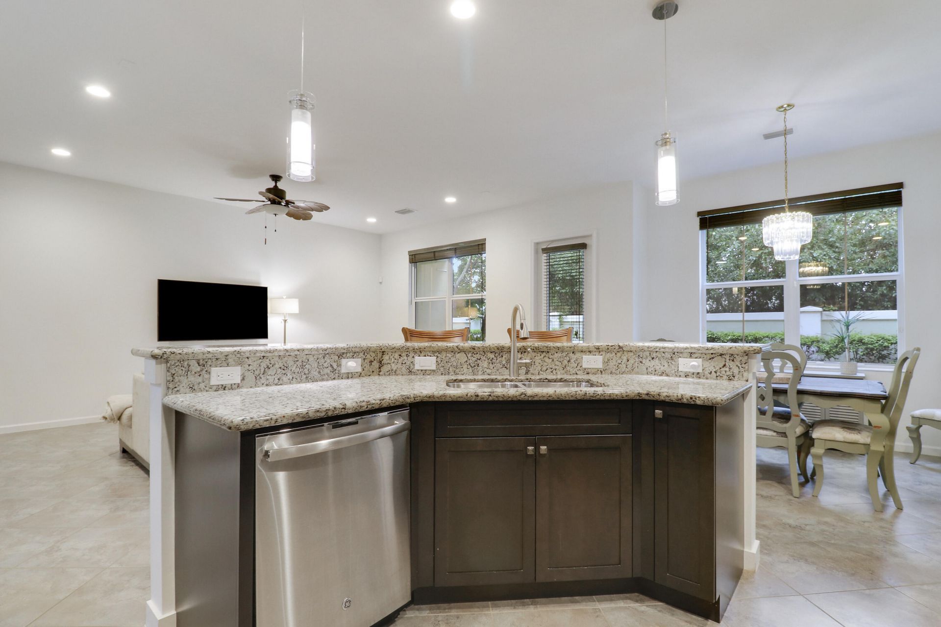 5242 Cambridge Court, Palm Beach Gardens, FL 33418 Photo