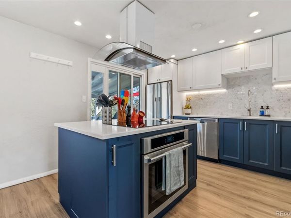 13436 Fitzsimons Way, Aurora, CO 80011