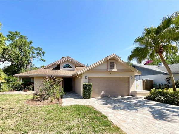 2913 LONGBROOKE WAY , CLEARWATER, FL 33760
