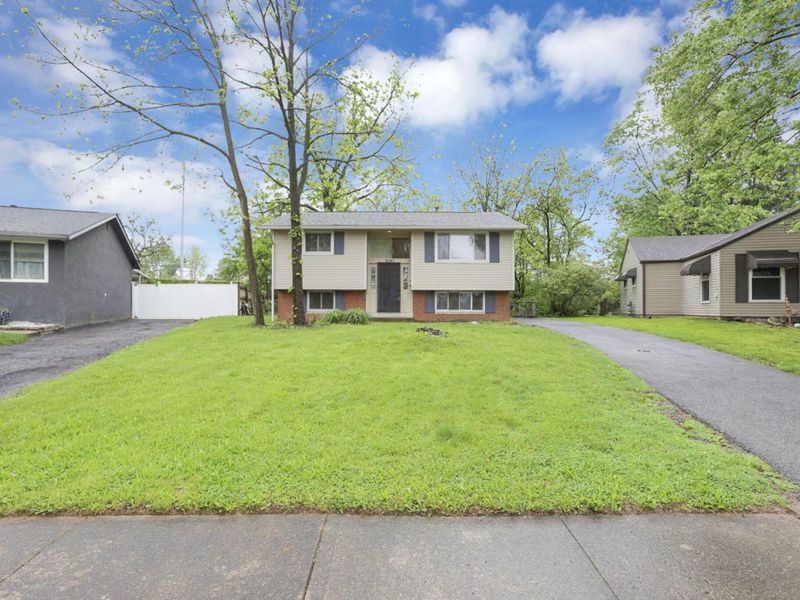 3191 Barnett Court S, Columbus, OH 43227 Photo 2