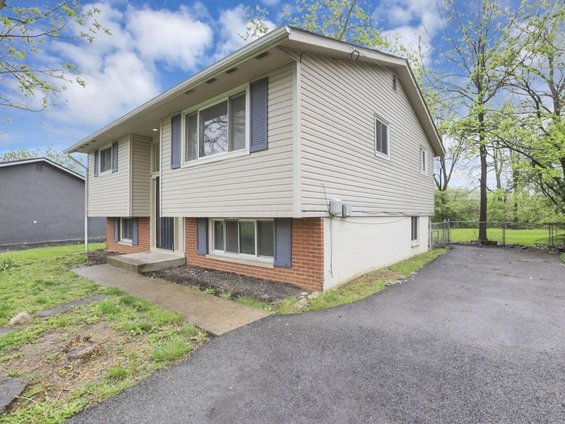 3191 Barnett Court S, Columbus, OH 43227 Photo 5