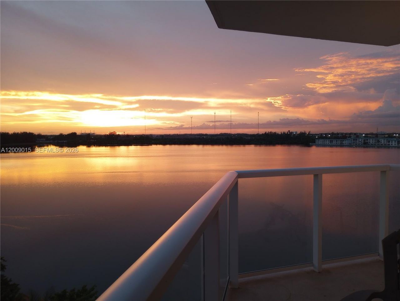 1301 NE Miami Gardens Dr, Unit 726W, Miami, FL 33179 Photo