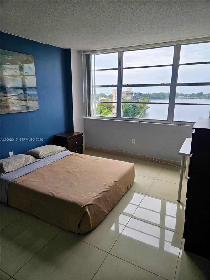1301 NE Miami Gardens Dr, Unit 726W, Miami, FL 33179 Photo