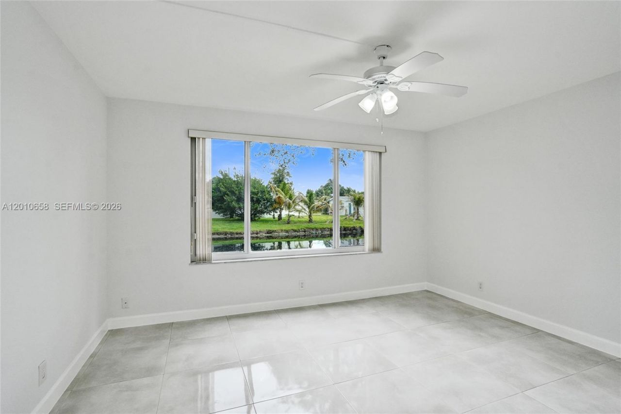 5950 Del Lago Cir , Unit 104, Sunrise, FL 33313 Photo