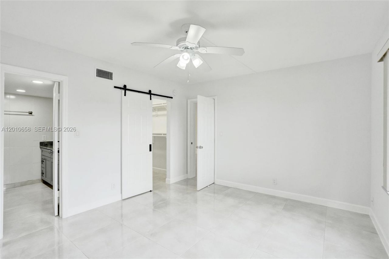 5950 Del Lago Cir , Unit 104, Sunrise, FL 33313 Photo