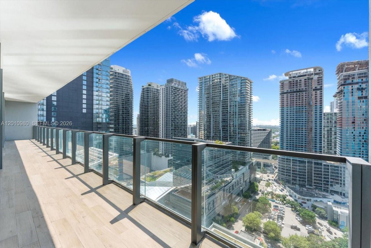 68 SE 6th St, Unit 2304, Miami, FL 33131 Photo