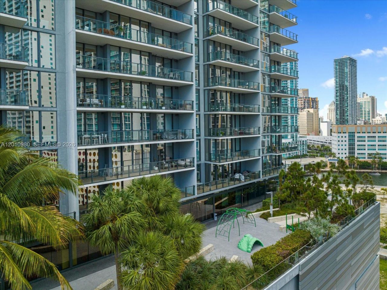 68 SE 6th St, Unit 2304, Miami, FL 33131 Photo