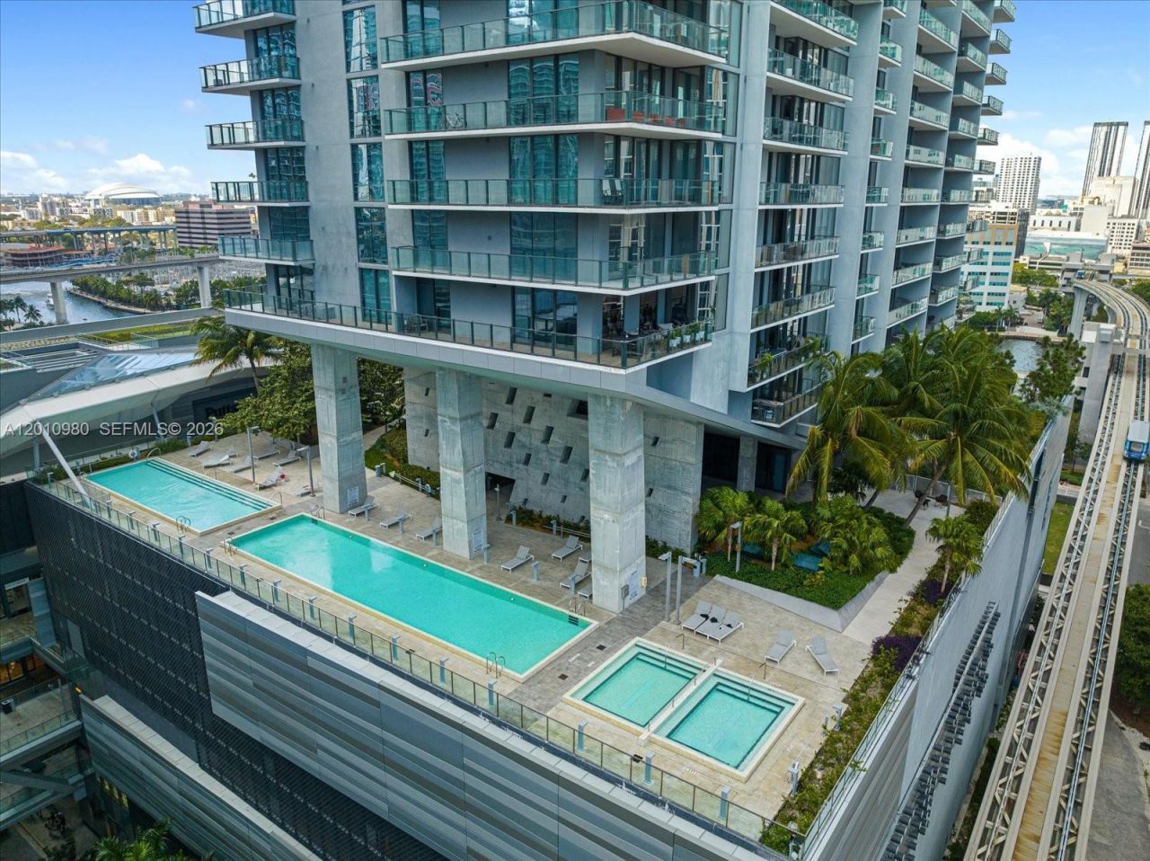 68 SE 6th St, Unit 2304, Miami, FL 33131 Photo