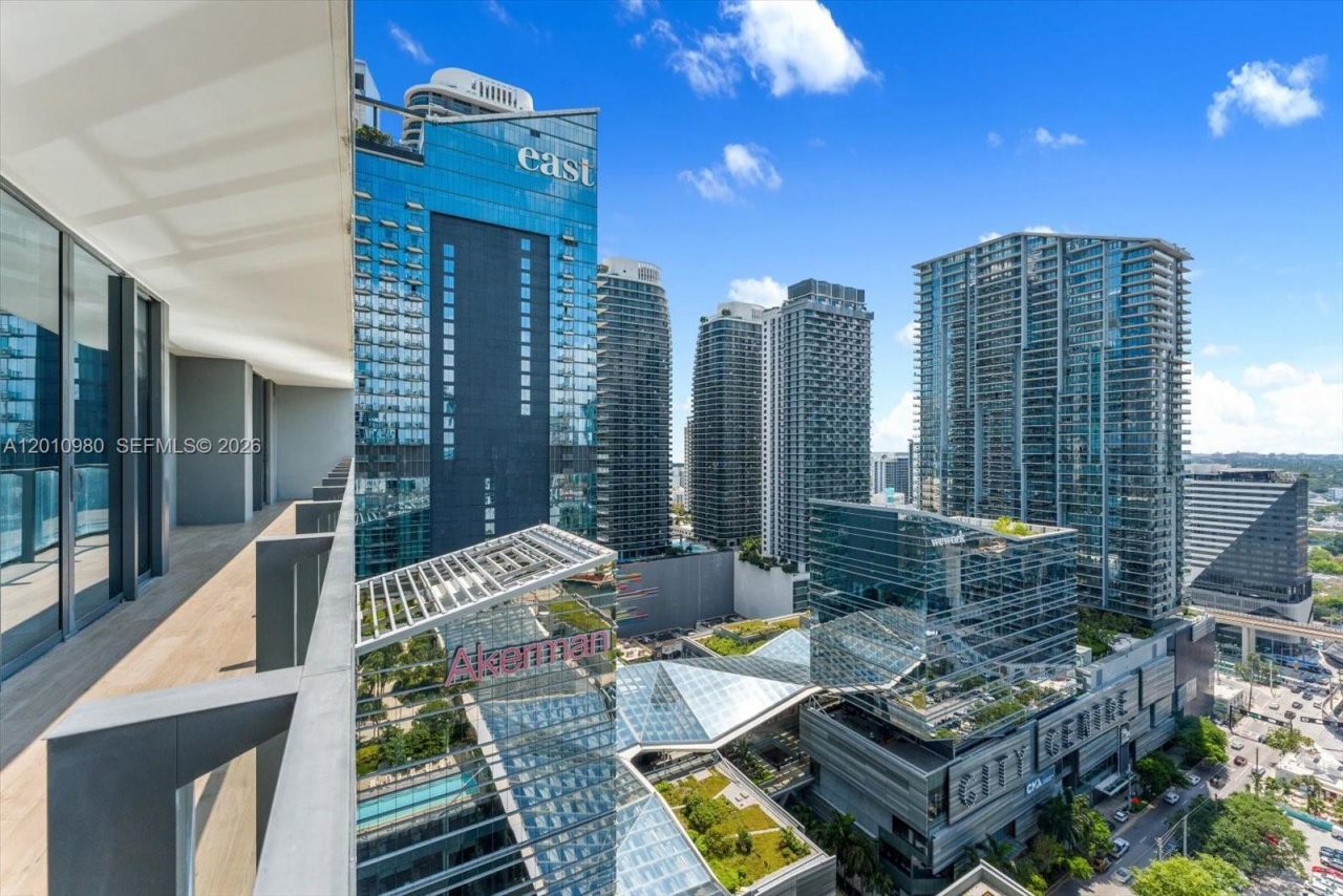 68 SE 6th St, Unit 2304, Miami, FL 33131 Photo