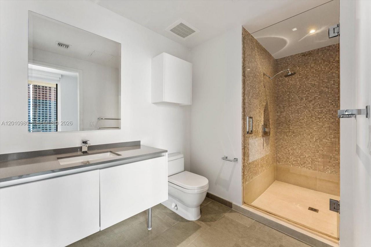 68 SE 6th St, Unit 2304, Miami, FL 33131 Photo