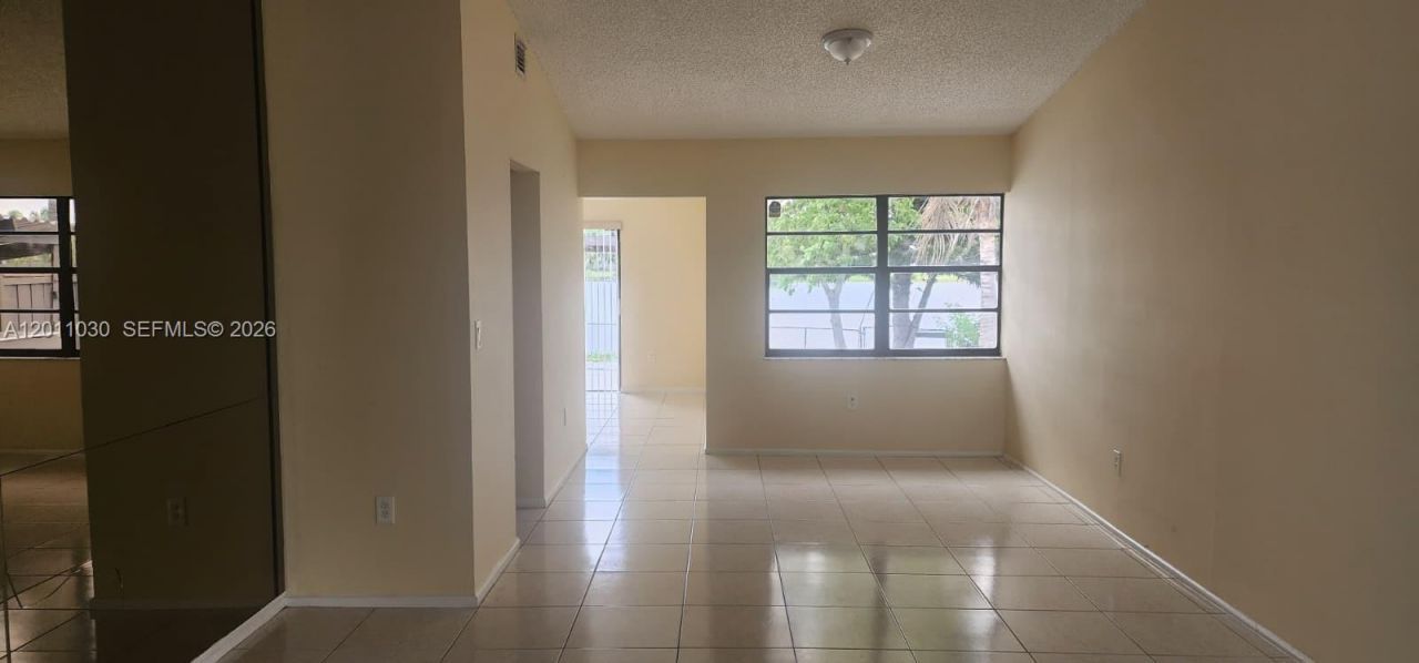 14313 SW 45th Ter, Unit 14313, Miami, FL 33175 Photo