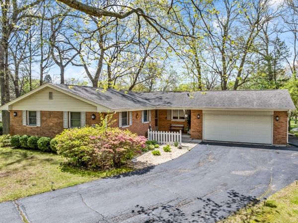 1111 Edgewood Circle , Rockford, IL 61108