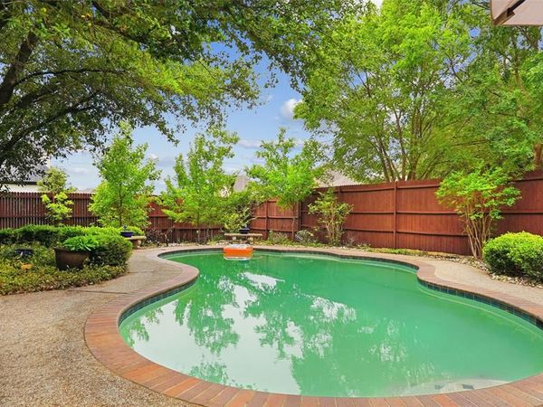 412 Vasey Oak Drive, Keller, TX 76248
