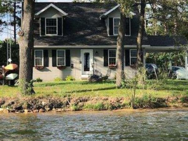 N8067 Tuttle Lake Road, Neshkoro, WI 54960