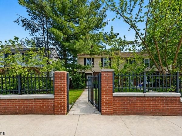 550 Bergen St, Newark, NJ 07108