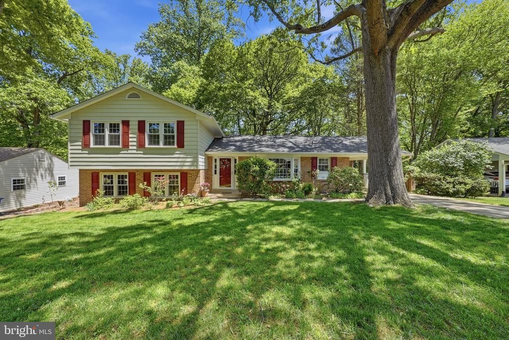 2327 Riviera Drive, Vienna, VA 22181 Main Photo
