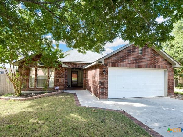1180 Berry Creek Drive, Schertz, TX 78154