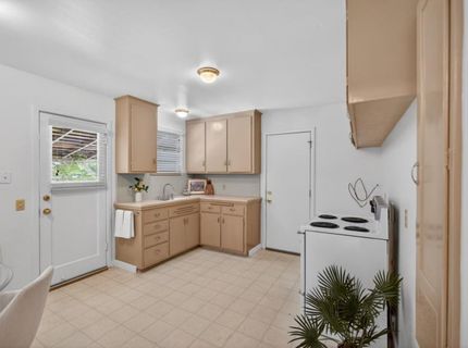 4012 Lusk Dr, Sacramento, CA 95864 Photo
