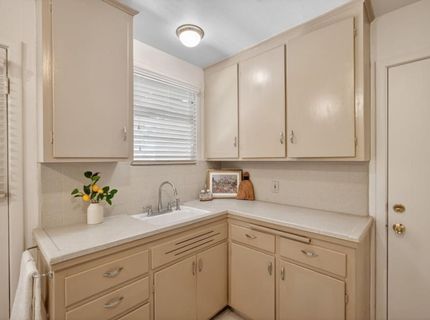 4012 Lusk Dr, Sacramento, CA 95864 Photo