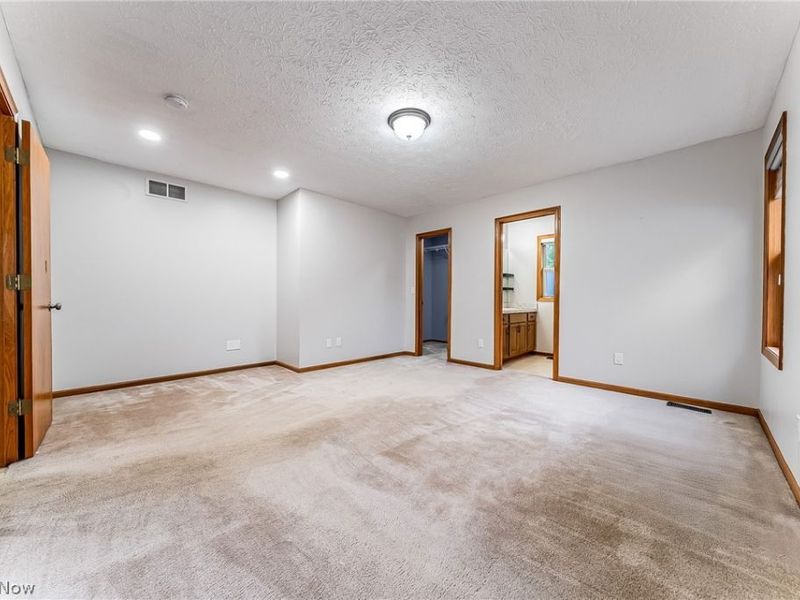 22461 Macbeth Avenue, Fairview Park, OH 44126 Photo 16