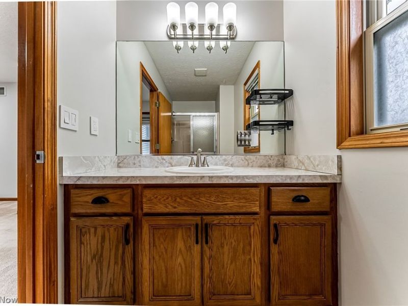 22461 Macbeth Avenue, Fairview Park, OH 44126 Photo 19