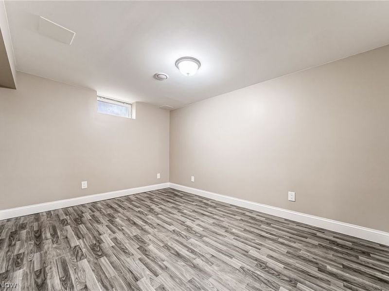 22461 Macbeth Avenue, Fairview Park, OH 44126 Photo 30