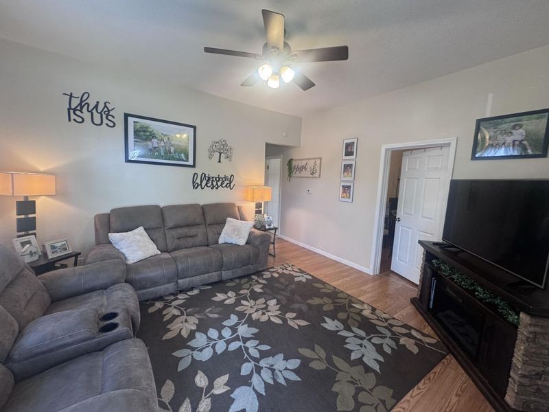 527 E High Street, Saint Marys, OH 45885 Photo 6