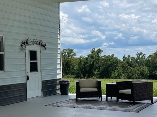 33740 LARKIN RD , DADE CITY, FL 33523