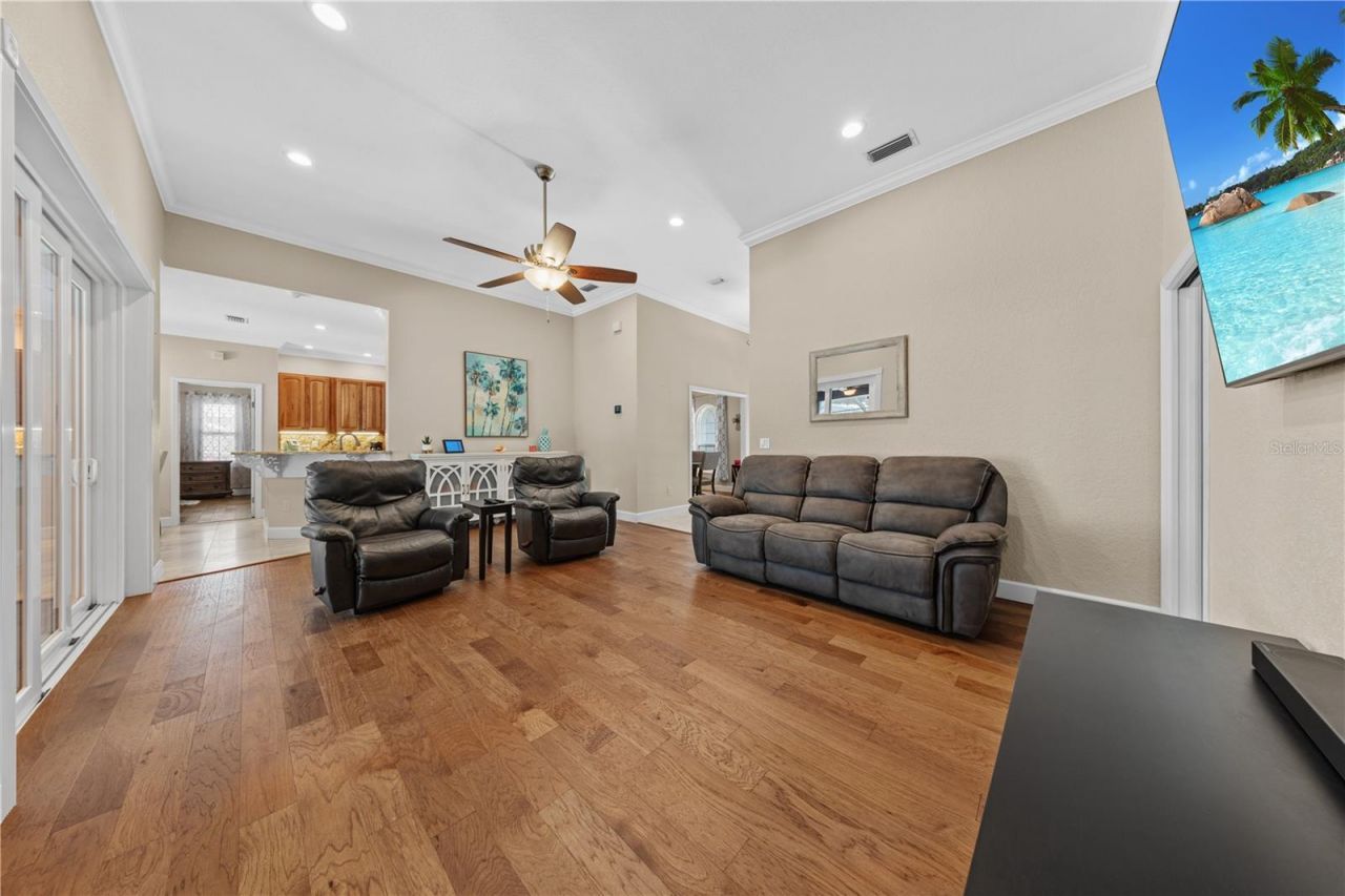 1095 W Lake Hamilton Drive, Winter Haven, FL 33881 Photo